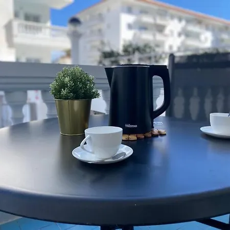 Europa Con Terraza 블랑스