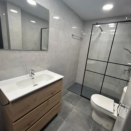 Europa Con Terraza بلانيس